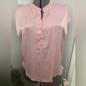 Women’s Rachel Zoe Pink Cap Sleeve Half Button Down Blouse size Small NWT